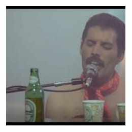 为什么皇后乐队主唱的嗓音那么有力量？