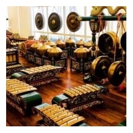 这种乐器演奏既神秘又随性，它叫Gamelan